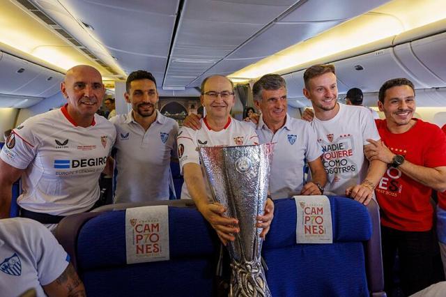 1693871493358031960.jpg 16859783405667.jpg