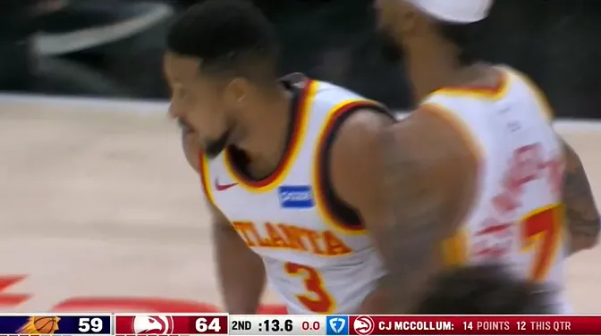 CJ-麦科勒姆次节单节砍下14分,老鹰半场64-59领先太阳